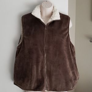 Private Quarters Vest Size L